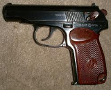 PISTOLA MAKAROV